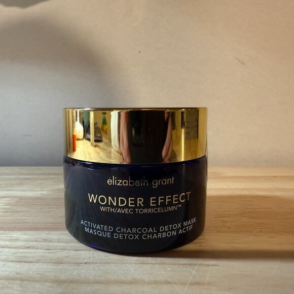 Elizabeth Grant Wonder Effect Activated Charcoal Mask - Picture 1 of 2